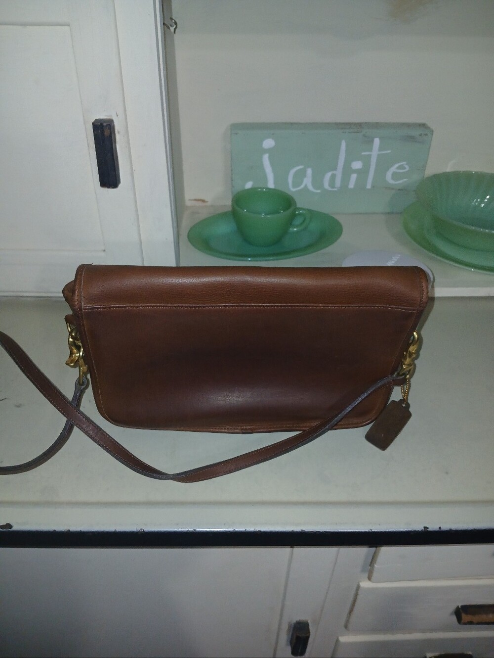 VINTAGE Coach Brown Leather Turnlock Shoulder Bag with Gold Hardware - Picture 9 of 9